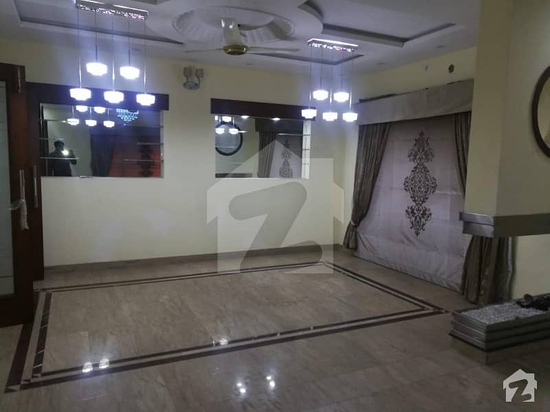 Prime Location 1 Kanal Beautiful Lower Portion For Rent