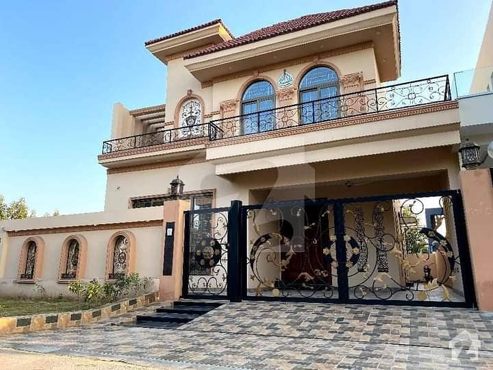 10 Marla Royal Class Spanish Bungalow In In State Life Society Near Dha Ph 5 Ring Road