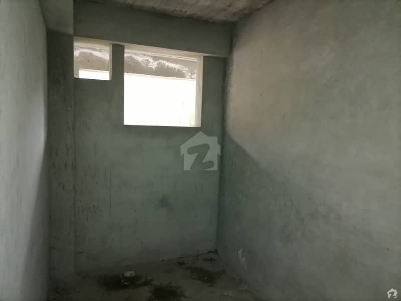 1000 Square Feet Flat Up For Sale In Darya Gali