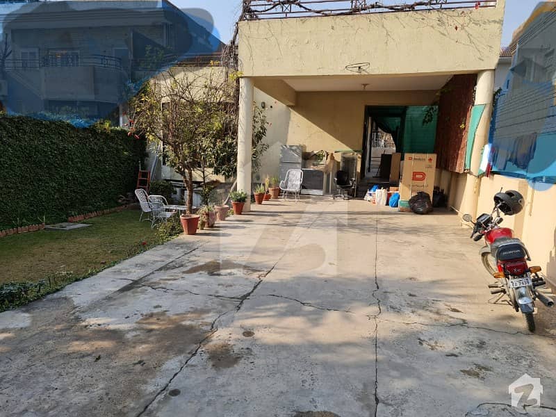 House For Sale In Sector F11