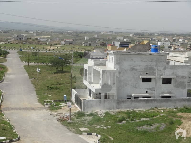 8 Marla Plot For Sale In B-17 Islamabad Block F