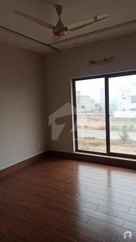 DHA Lahore 10 Marla Bungalow Available For Rent Prime Location