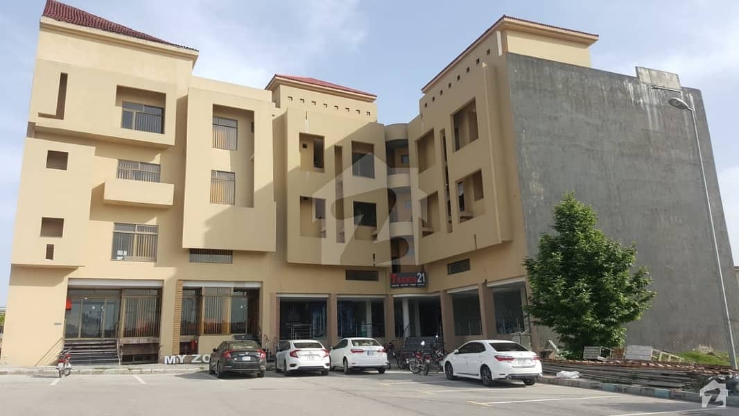 950 Square Feet Flat Up For Rent In DHA Defence