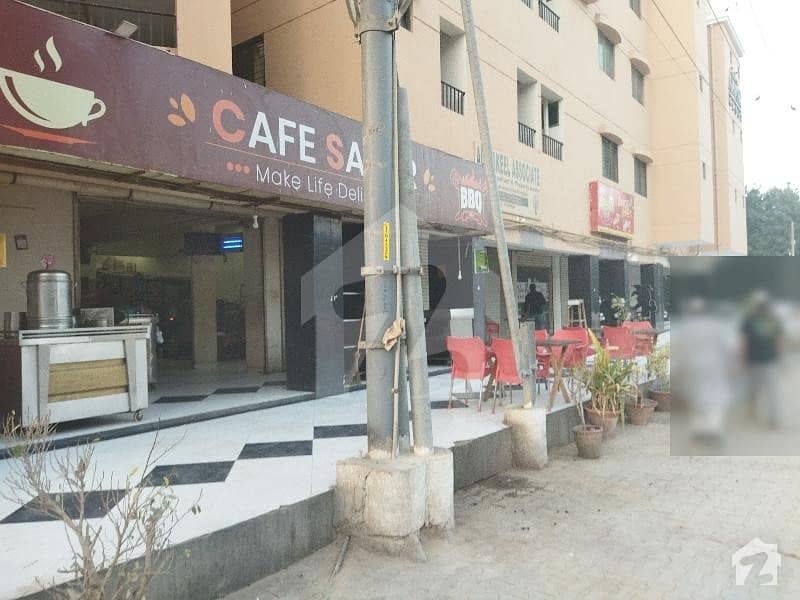 Flat Sized 850 Square Feet Is Available For Sale In Jinnah Avenue