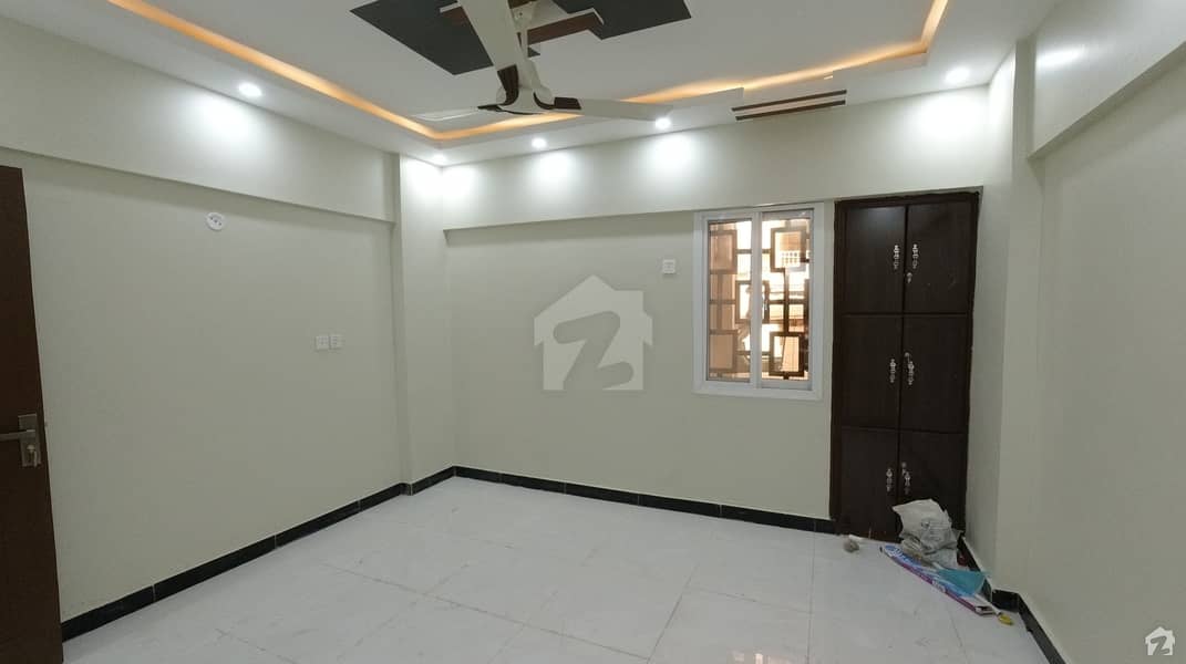 گلشنِ اقبال ٹاؤن کراچی میں 3 کمروں کا 6 مرلہ فلیٹ 1.65 کروڑ میں برائے فروخت۔