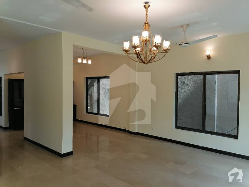 F. 8 Double Story House 5 Beds Tiled Flooring Big Lawn Rent Rs. 3.70