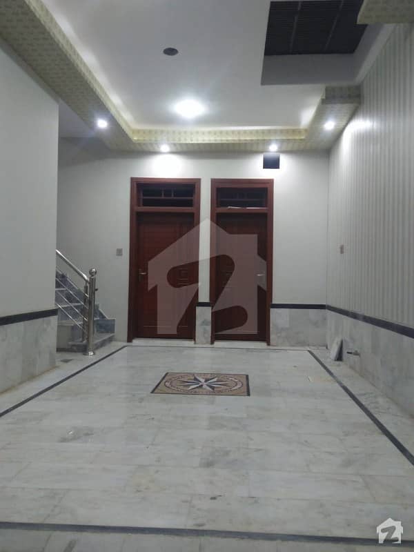چارخانہ روڈ پشاور میں 4 کمروں کا 3 مرلہ مکان 1.1 کروڑ میں برائے فروخت۔