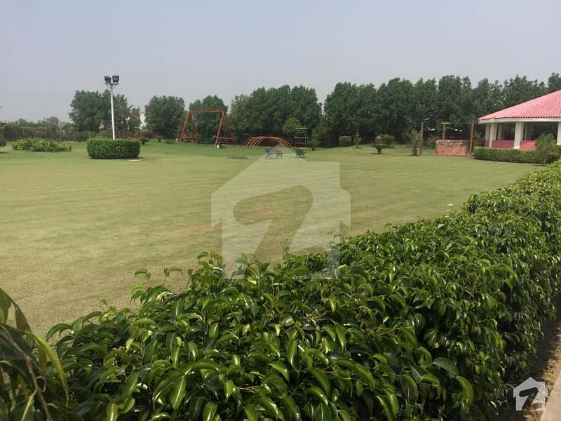 4500  Square Feet Farm House Land In Cantt For Sale