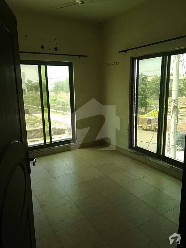 1 Kanal Upper Portion Available  For Rent