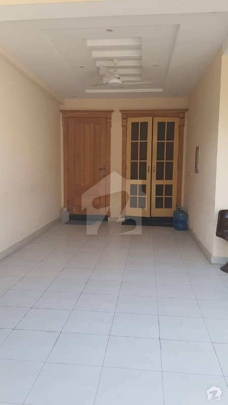 30 X 60 Beautiful Modern Used House On Standard Location For Sale In G 13
