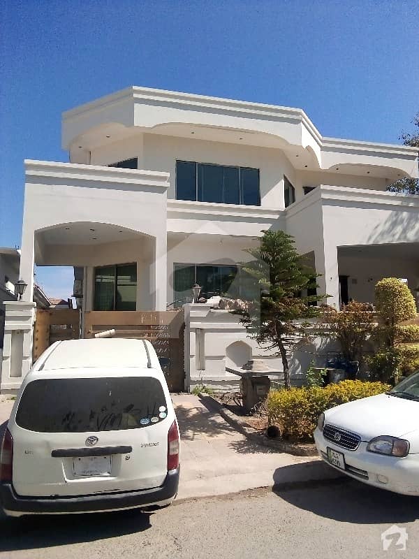 4500  Square Feet House In G-11 Best Option