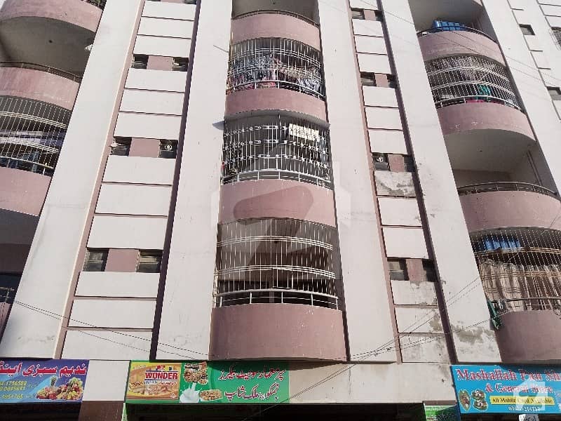 رین بو ٹاورز اینڈ شاپنگ مال گلشنِ معمار گداپ ٹاؤن کراچی میں 2 کمروں کا 3 مرلہ فلیٹ 45 لاکھ میں برائے فروخت۔
