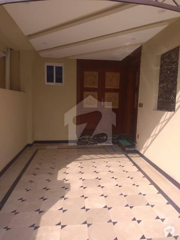 Brand New 5 Marla Double Storey Near To Park Commercial Fully Populated Area