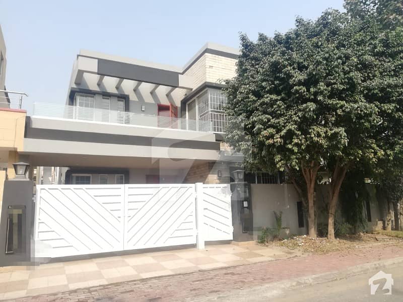 10 Marla House For Sale In Takbeer Block Sector B Bahria Town Lahore