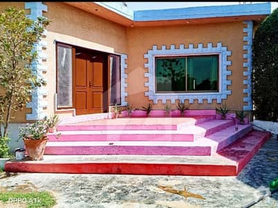 Stunning 9000  Square Feet Farm House In Malir Link To Super Highway Available