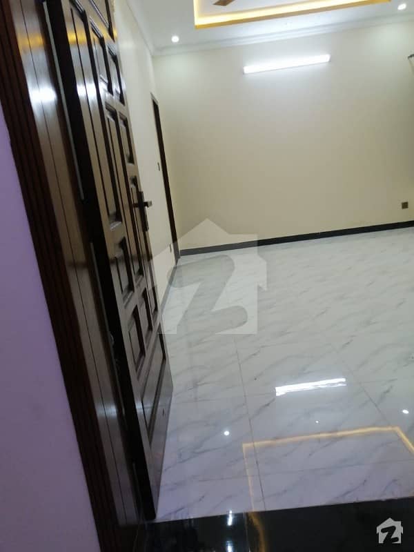 ایف ۔ 11 اسلام آباد میں 8 کمروں کا 1 کنال مکان 8.5 کروڑ میں برائے فروخت۔