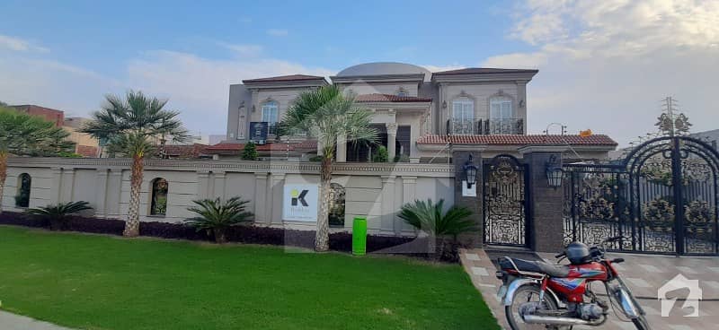 2 Kanal Brand New Spanish & Luxurious Bungalow For Sale At Ideal Location Of DHA Phase 3