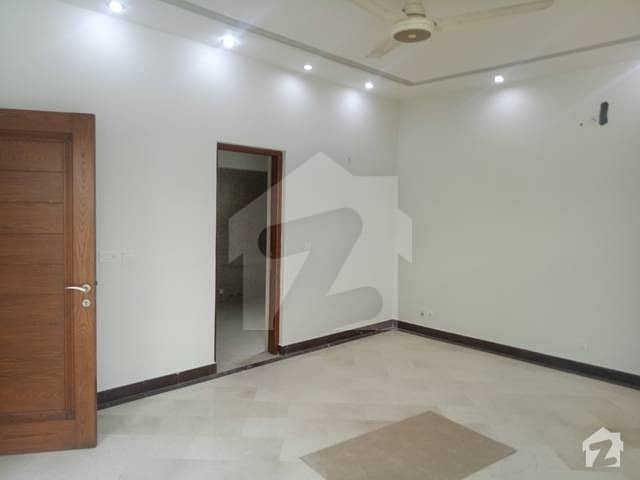 1 Kanal Such A Nice Beautiful House For Rent Dha Phase 2