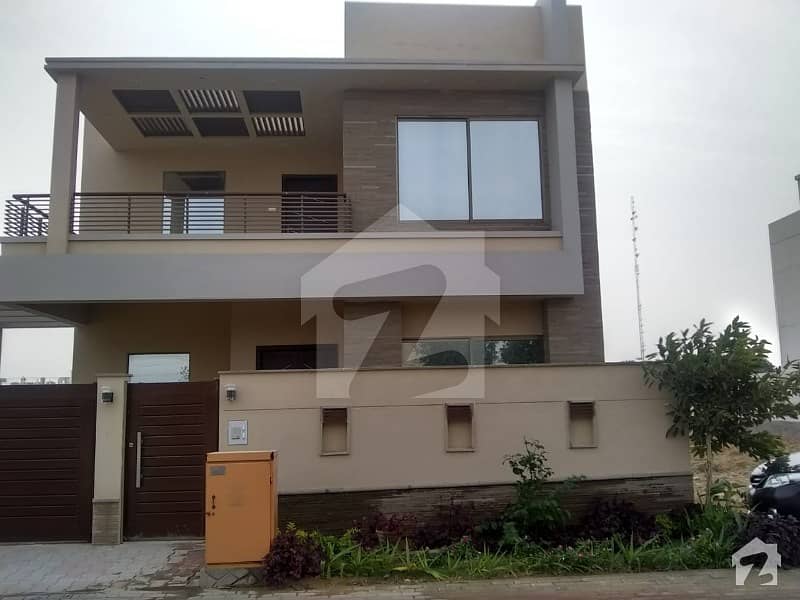 272 Square Yards Luxury Villa Is Available For Sale In Bahria Town Precinct 01  Karachi