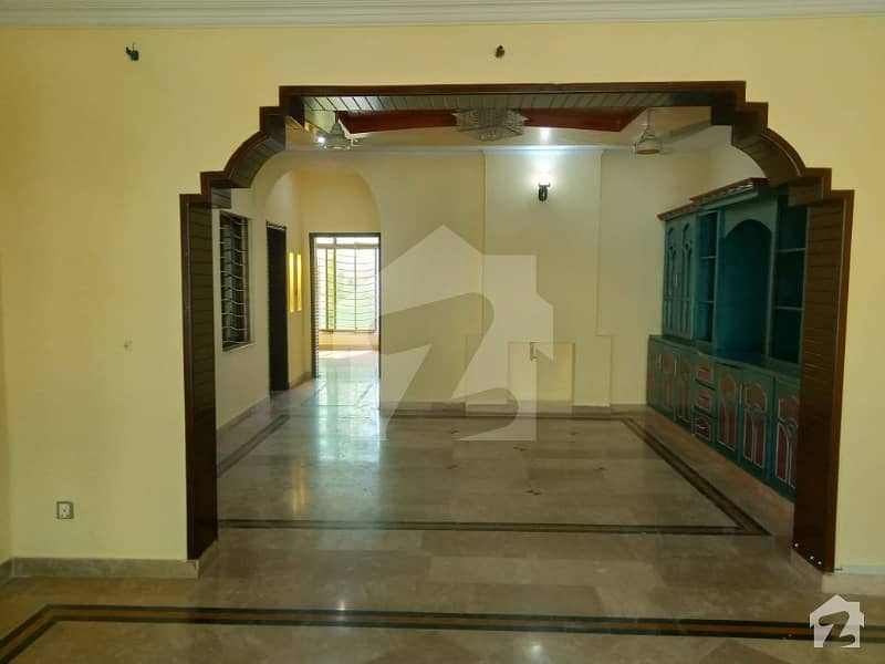 Beautiful Looking 30x60 2 Beds Upper Portion For Rent