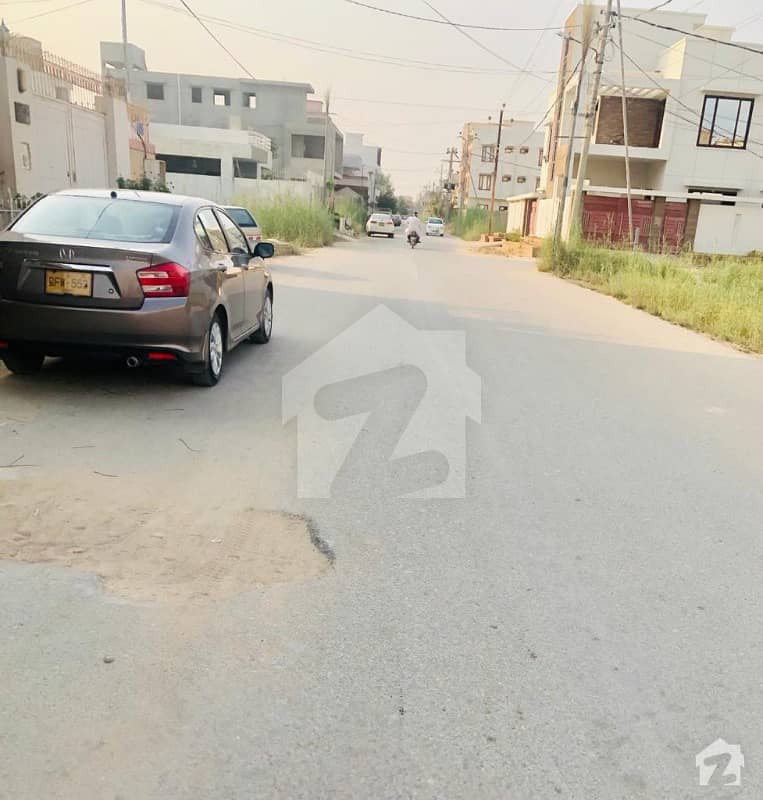 Commercial Plot 114.88 Sq Yards For Sale in Karachi University Employees Co-Operative Housing Society Sector 18-A Scheme 33