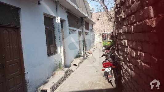 پاجیگی روڈ پشاور میں 3 کمروں کا 3 مرلہ فلیٹ 15 ہزار میں کرایہ پر دستیاب ہے۔