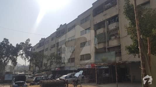 180  Square Feet Shop Is Available For Rent In Gulistan-E-Jauhar