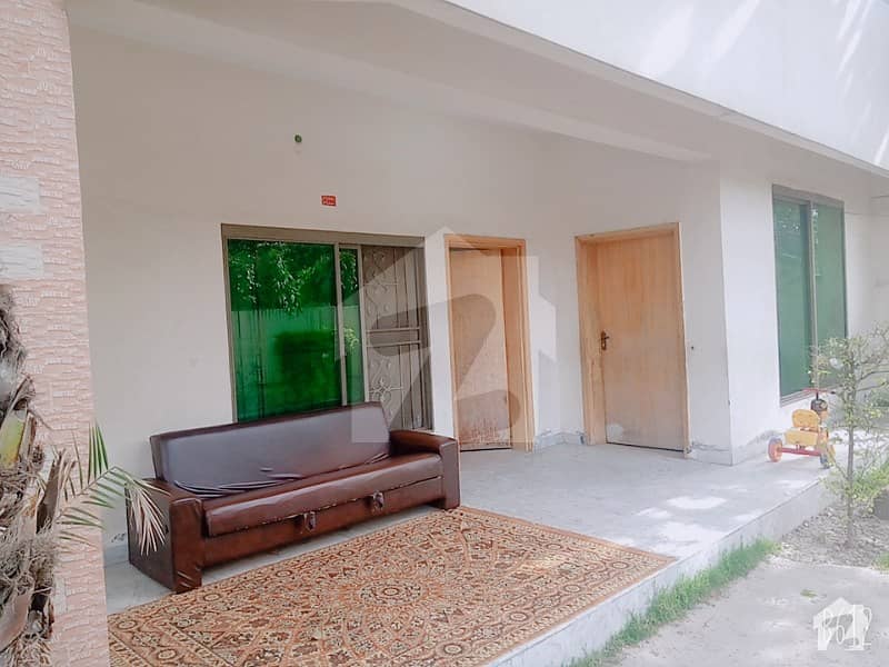 Very Hot Location 1 Kanal House For Sale In Block 2, Sector C1, Township, Lahore Near The Punjab School
