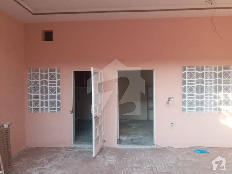 1125  Square Feet Flat Available For Rent In Garhi Awan