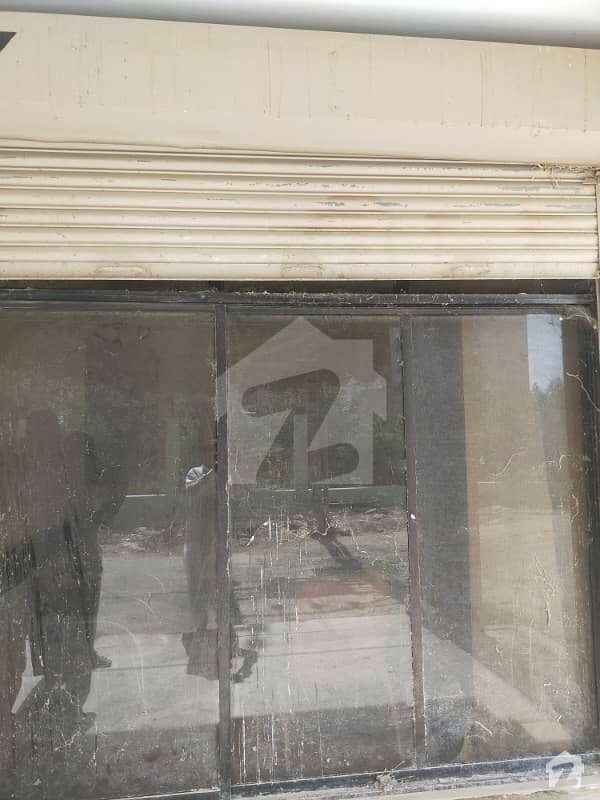 110  Square Feet Shop Available In Gulistan-E-Jauhar For Sale