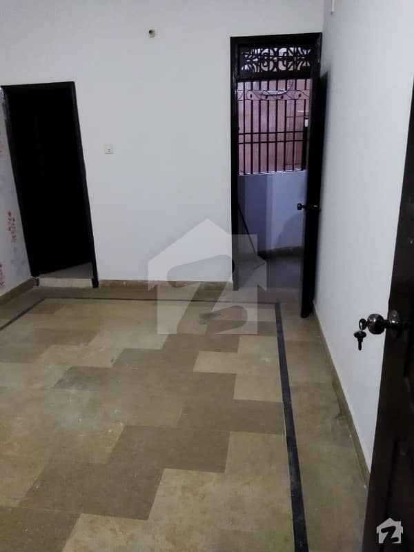 Upper Portion Of 1080  Square Feet In Gulberg Town For Sale