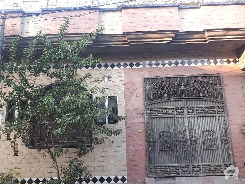 الیا ٹاؤن لاہور میں 4 کمروں کا 6 مرلہ مکان 75 لاکھ میں برائے فروخت۔