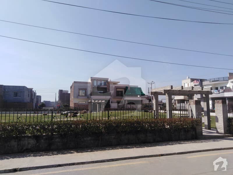 3600 Duplex House Is Available For Sale