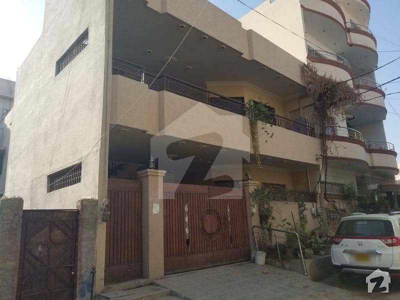 200 Sq Yards Double Storey House For Sale