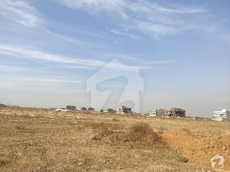 40x80 12 Marla Street 800 Main Road Land Clear Plot For Sale G-14/1