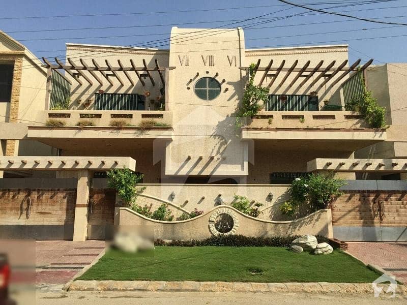 ڈی او ایچ ایس فیز 1 ملیر کنٹونمنٹ کینٹ کراچی میں 8 کمروں کا 1.1 کنال مکان 8.5 کروڑ میں برائے فروخت۔