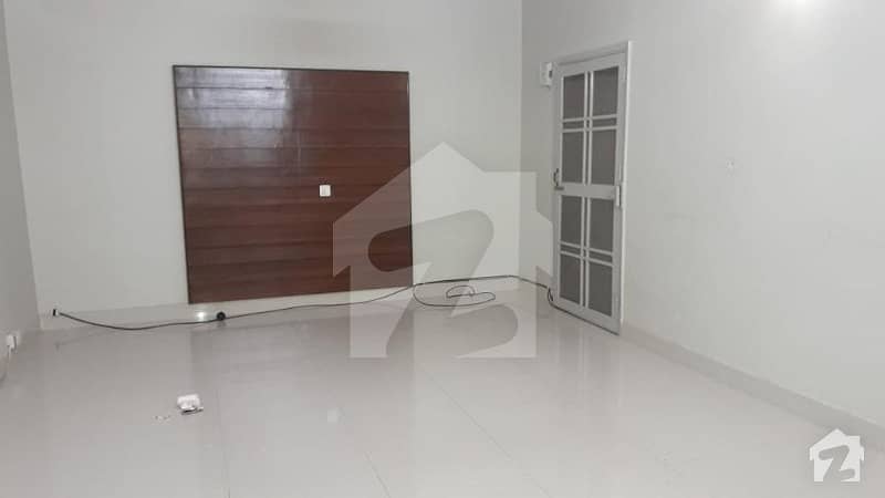 240sq Yards G+2 Bungalow For Sale In Prime Location Gulistan-e-jauhar Block-15