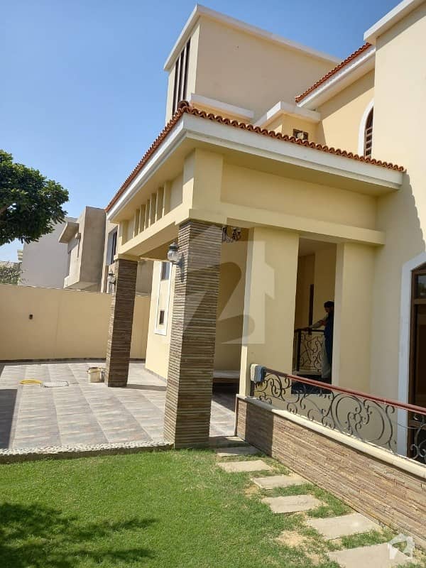 600 Yard  Brand New Bungalow Available For Rent Architectural designed