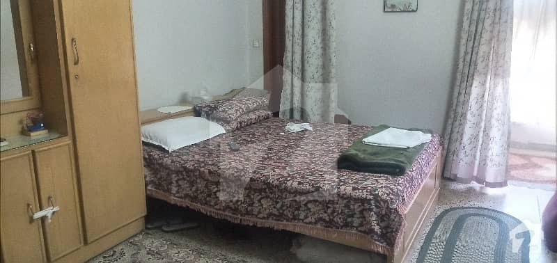شہید ملت روڈ کراچی میں 3 کمروں کا 5 مرلہ فلیٹ 1.4 کروڑ میں برائے فروخت۔