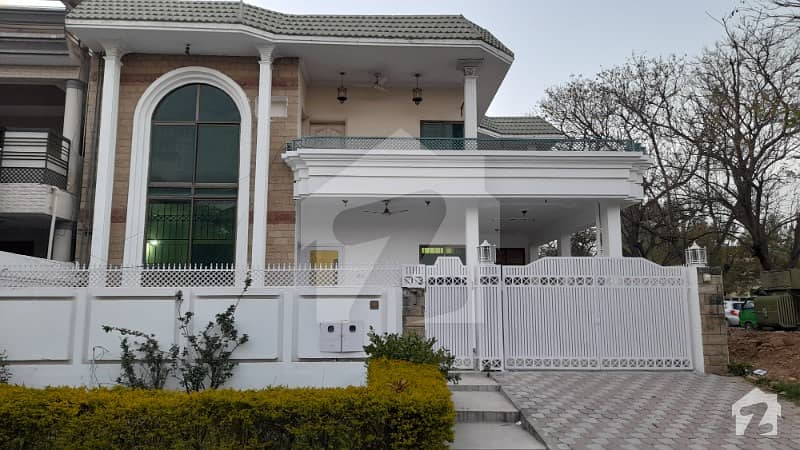 3 Bed Corner House Available For Rent At F-11 2, Islamabad