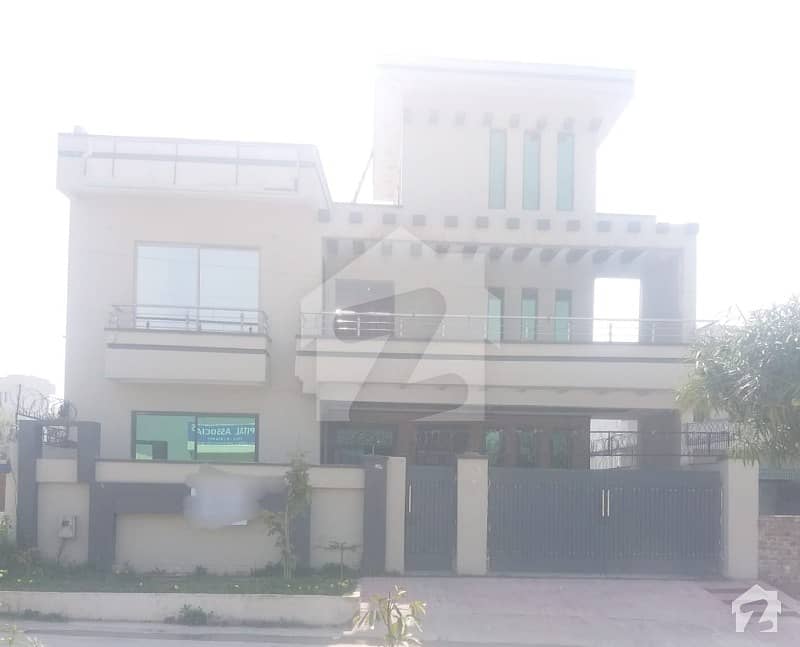 40*80 Double Storey House For Rent