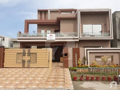 1 Kanal Opf Housing Society Hot Location Ultra Modern 5 Bed Double Unit 1 Servant Quarter 1 Kanal Opf Housing Society Hot Location Ultra Modern 5 Bed Double Unit 1 Servant Quarter