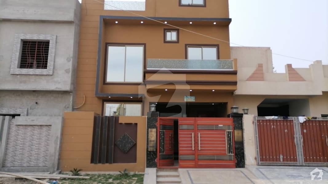 5 Marla Double Storey Facing Park House For Sale