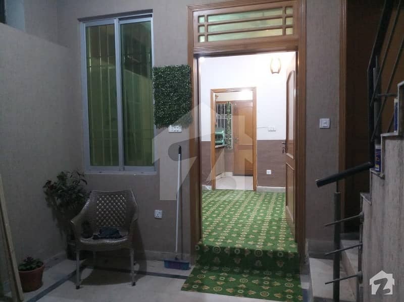 ایف ۔ 10 اسلام آباد میں 8 کمروں کا 1.33 کنال مکان 11 کروڑ میں برائے فروخت۔