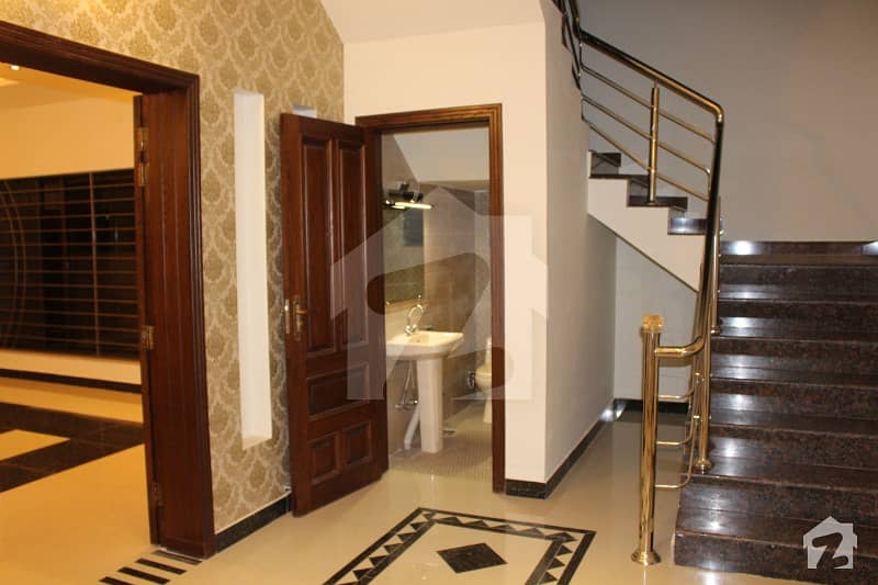 Marvelous Location 6 Bed 12marla 40x80 Double Storey House In Pwd Housing Society Islamabad