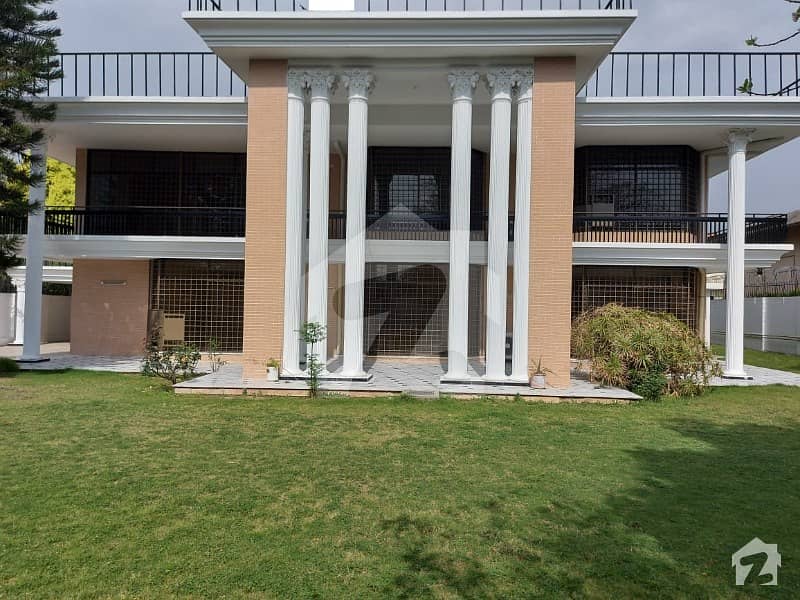 5 Bed Room House For Rent In F-8