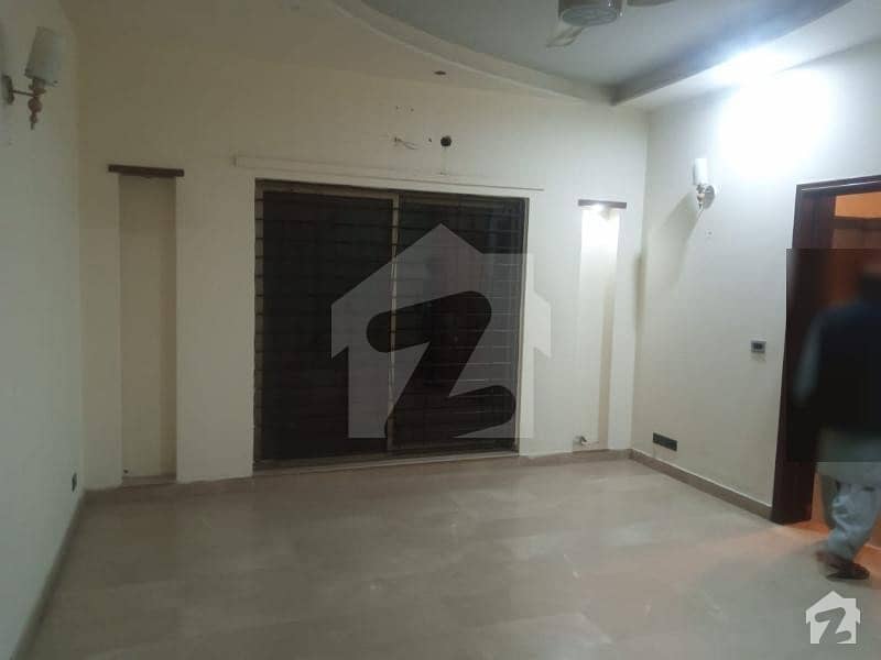 10 Marla Upper Portion For Rent In Peer Colony Walton Road