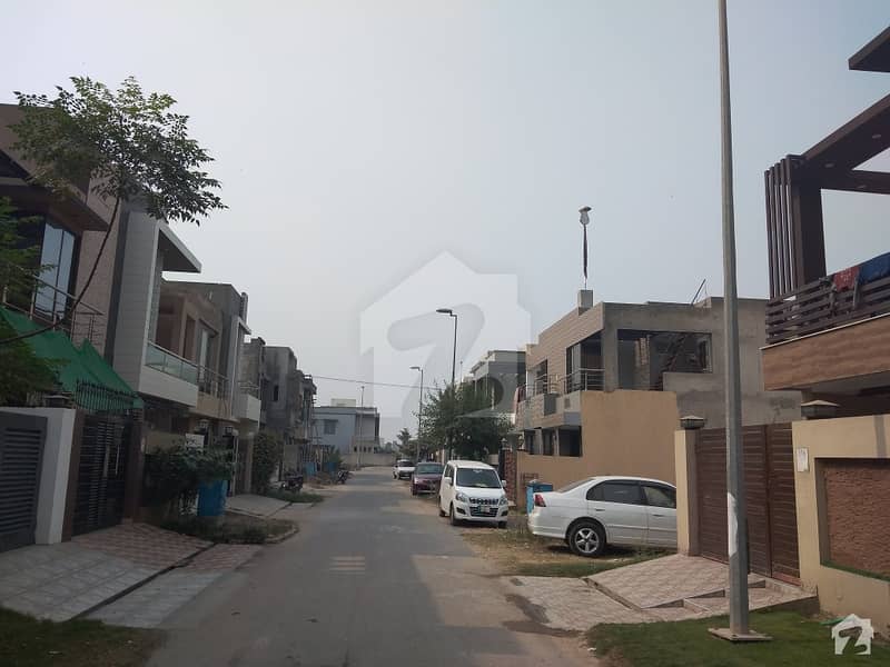 Perfect 5 Marla House In Paragon City For Sale Paragon City Woods