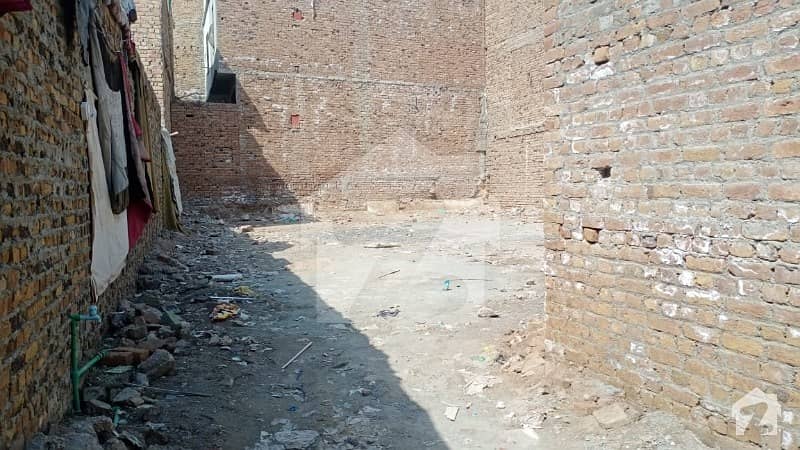 ڈلا زیک روڈ پشاور میں 12 مرلہ کمرشل پلاٹ 2.28 کروڑ میں برائے فروخت۔