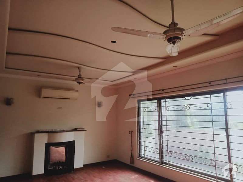1 Kanal Lower Portion And Basement For Rent In Dha Phase 4